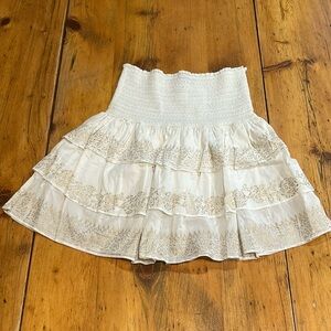 NEW LA PLAGE tres smocked skirt in white with gold block print Size Small